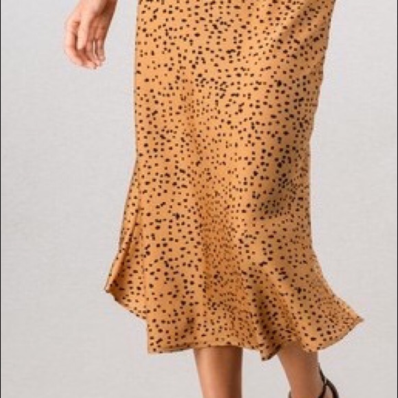 Last Chance- Cheetah Print Satin Style Midi Skirt Black and Tan - Picture 2 of 2